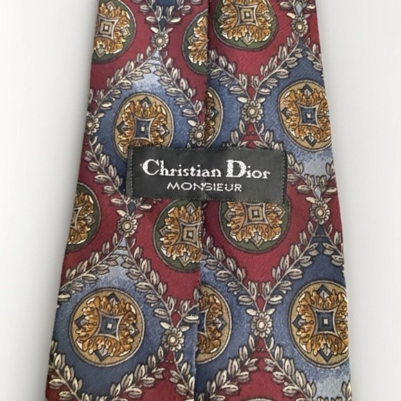 CHRISTIAN DIOR Monsieur Vintage Tie 100% Silk Made In Canada Medallion Design - Picture 2 of 4